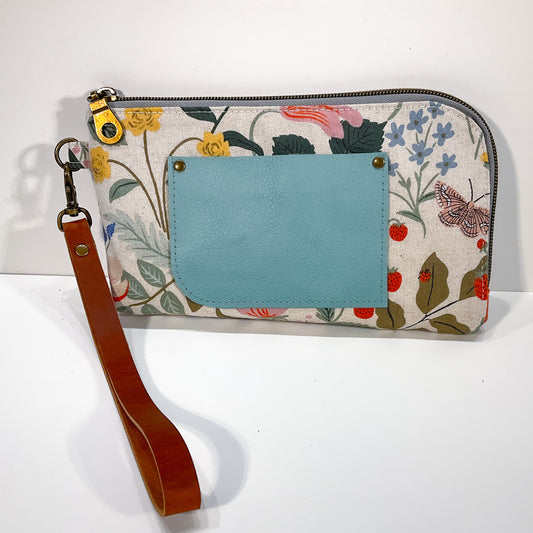Yarrow Wristlet - Strawberry Field in Linen with Turquoise Leather Pocket #7