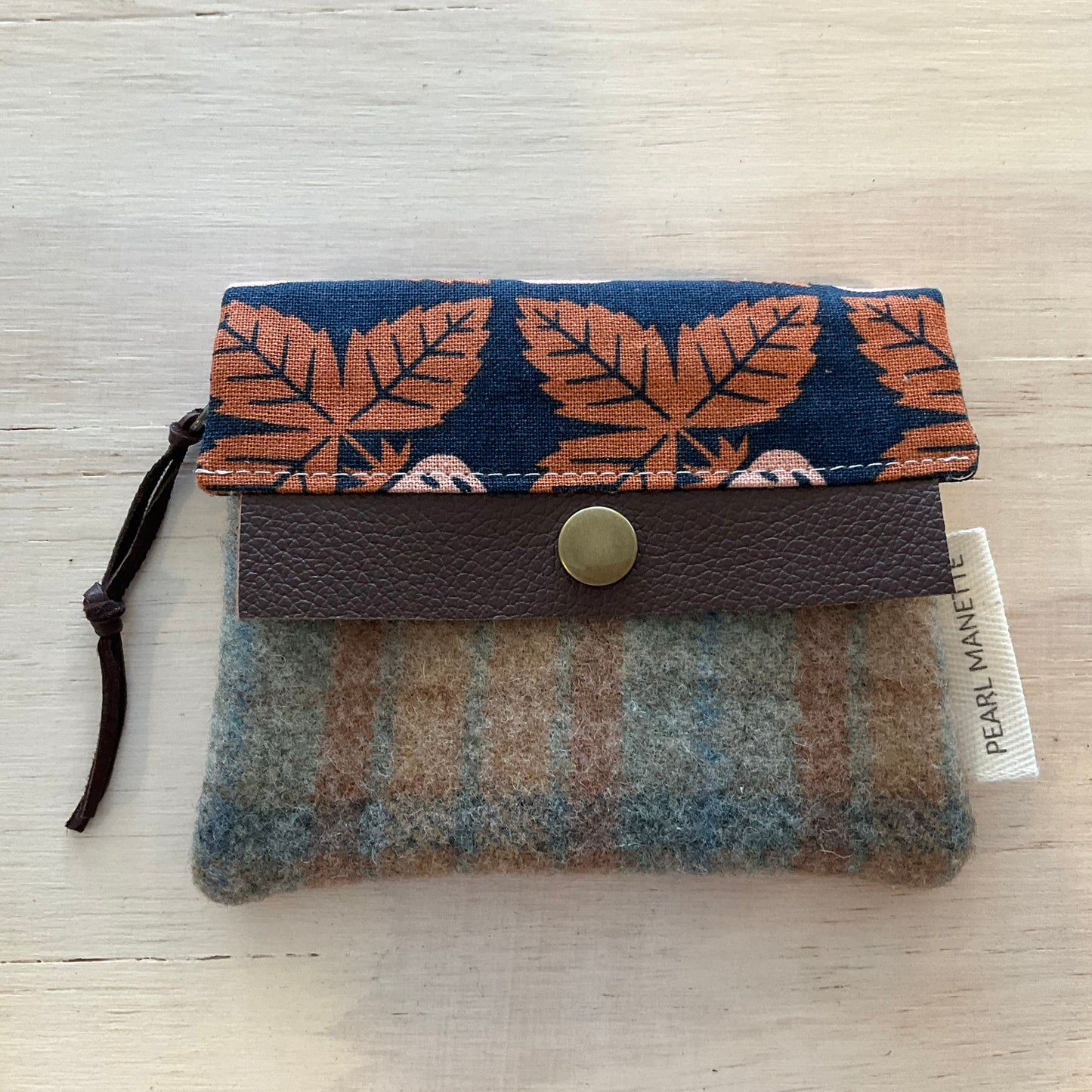 Minimalist Wallet - Wool & Canvas Collection